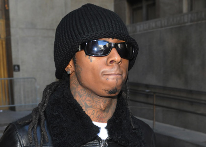 (From Feb 24, 2009) Lil Wayne arrives at Manhattan courthouse for hearing on 
